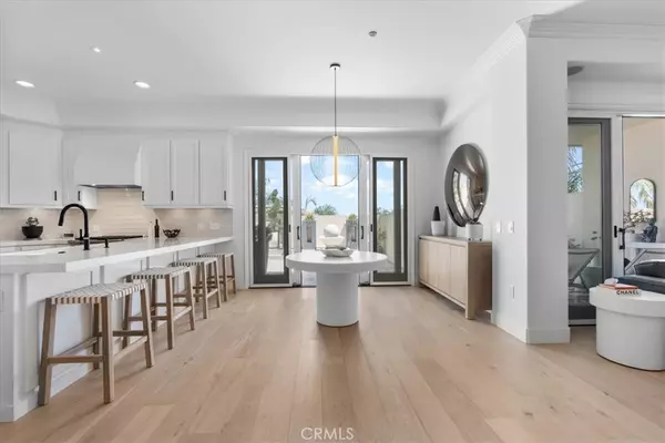 Costa Mesa, CA 92627,401 Bernard ST #406