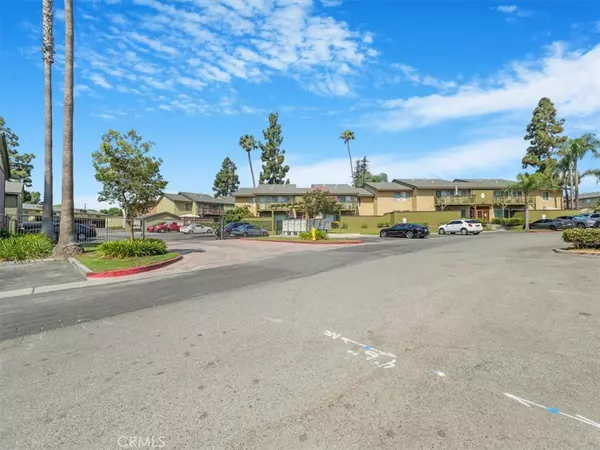 La Habra, CA 90631,1440 W Lambert RD #242