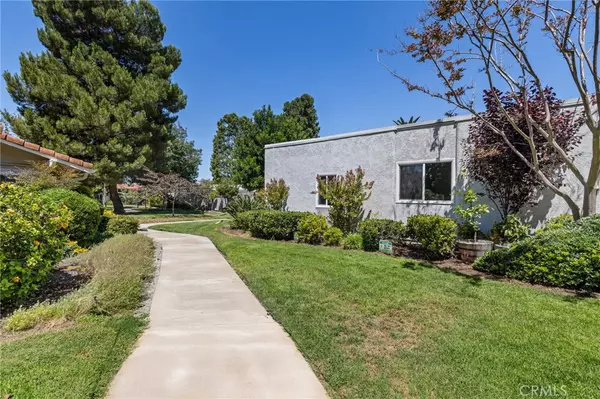 Laguna Woods, CA 92637,2222 Via Puerta #A
