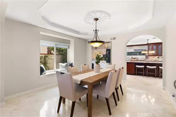 Yorba Linda, CA 92887,20520 Via Magdalena