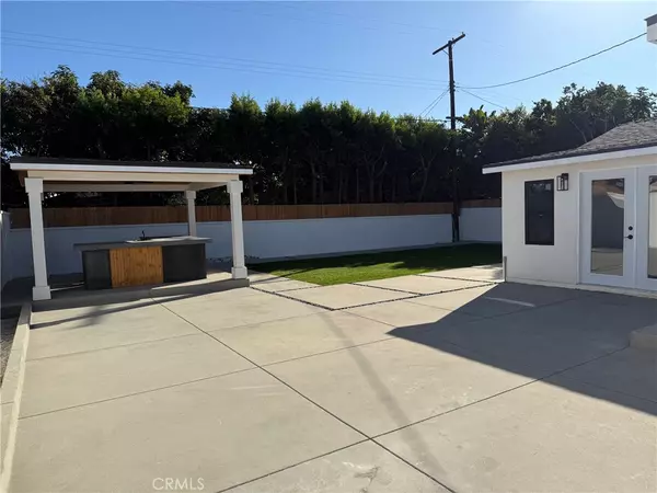 Downey, CA 90241,9044 Bigby ST