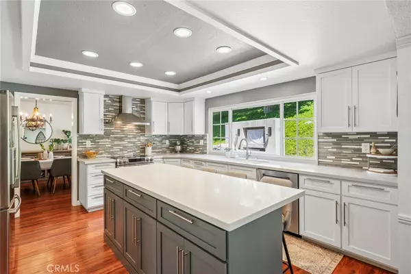 Anaheim Hills, CA 92807,994 S La Salle CIR