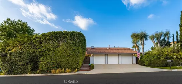 North Tustin, CA 92705,10721 Equestrian DR