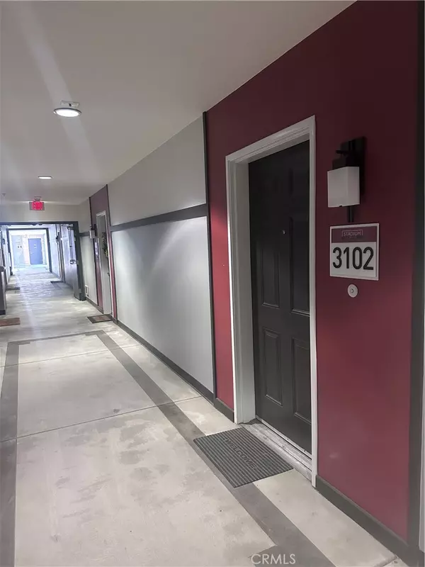 1801 E Katella AVE #3102, Anaheim, CA 92805
