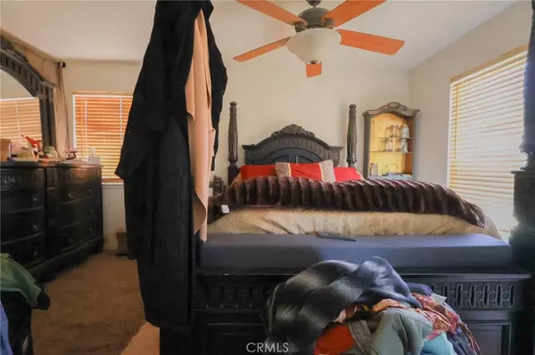Barstow, CA 92311,31582 Clay River RD
