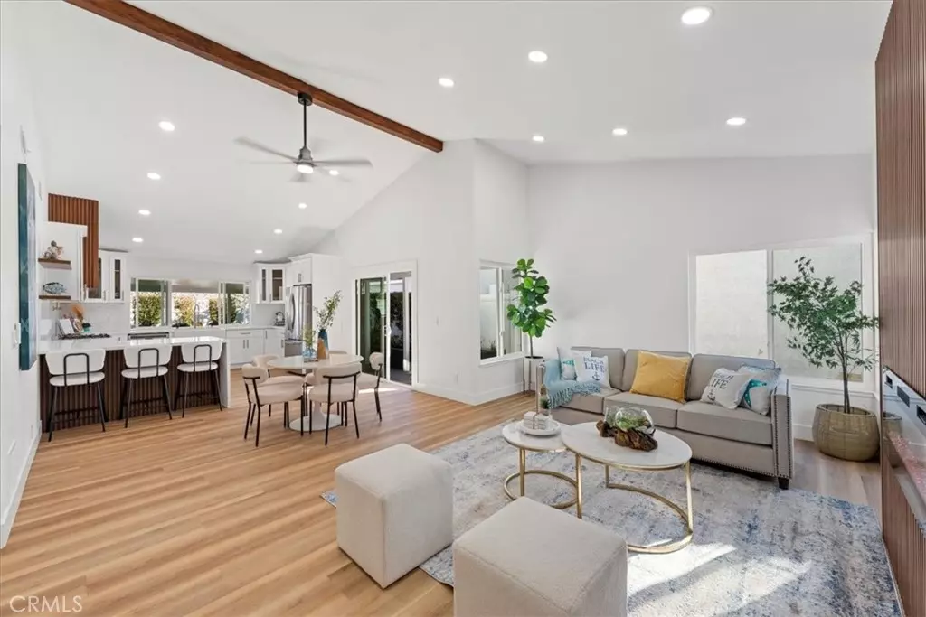 Huntington Beach, CA 92646,21072 Galbar CIR