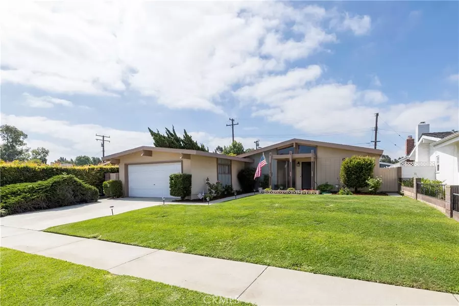 14916 Valeda DR, La Mirada, CA 90638