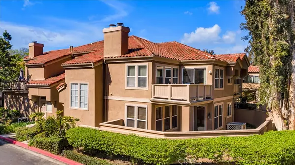 2 Ellisworth Aisle, Irvine, CA 92620