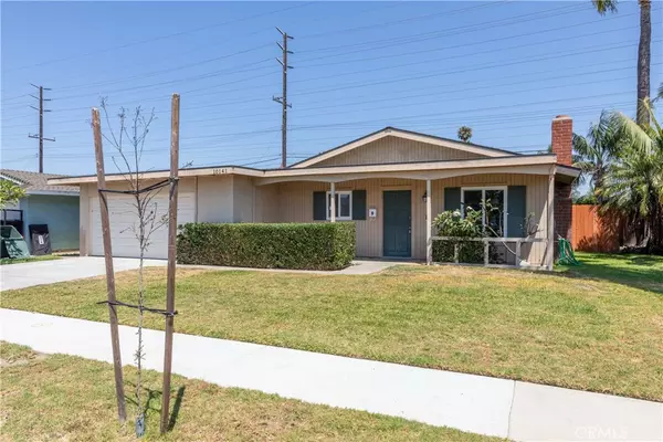 10141 Kamuela DR, Huntington Beach, CA 92646