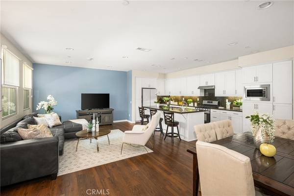 Irvine, CA 92618,228 Borrego