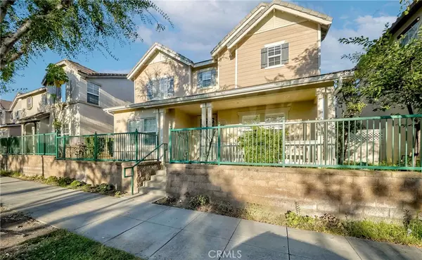 Fullerton, CA 92833,1254 Starbuck ST