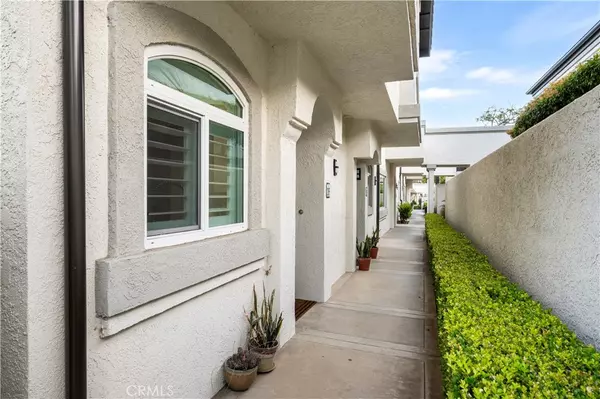 Laguna Niguel, CA 92677,30902 Clubhouse DR #28F