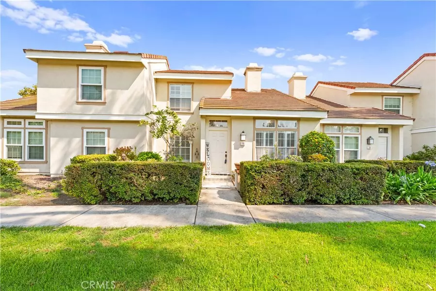16 Wellesley #2, Irvine, CA 92612