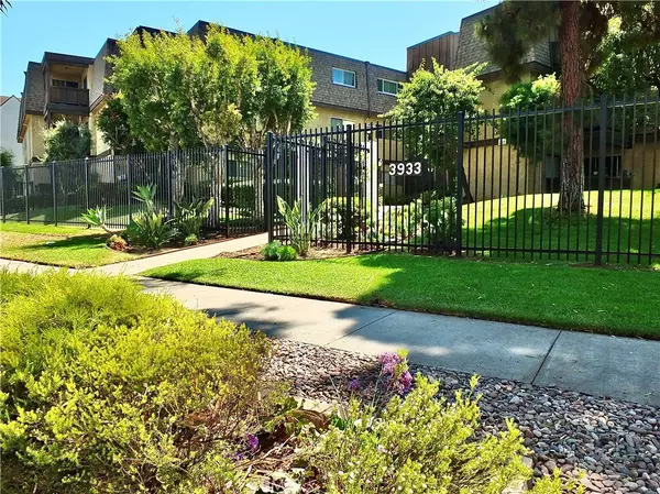 3933 N Virginia RD #308, Long Beach, CA 90807