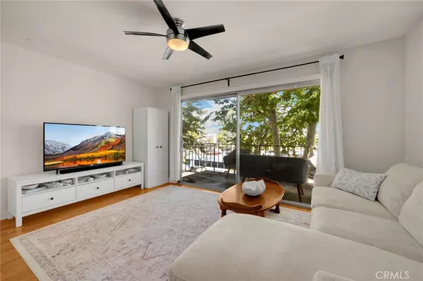 Newport Beach, CA 92663,300 Cagney Lane #215