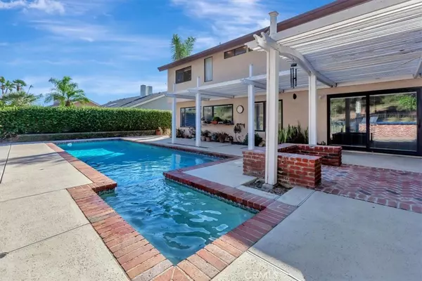 Yorba Linda, CA 92886,5136 Lupine ST
