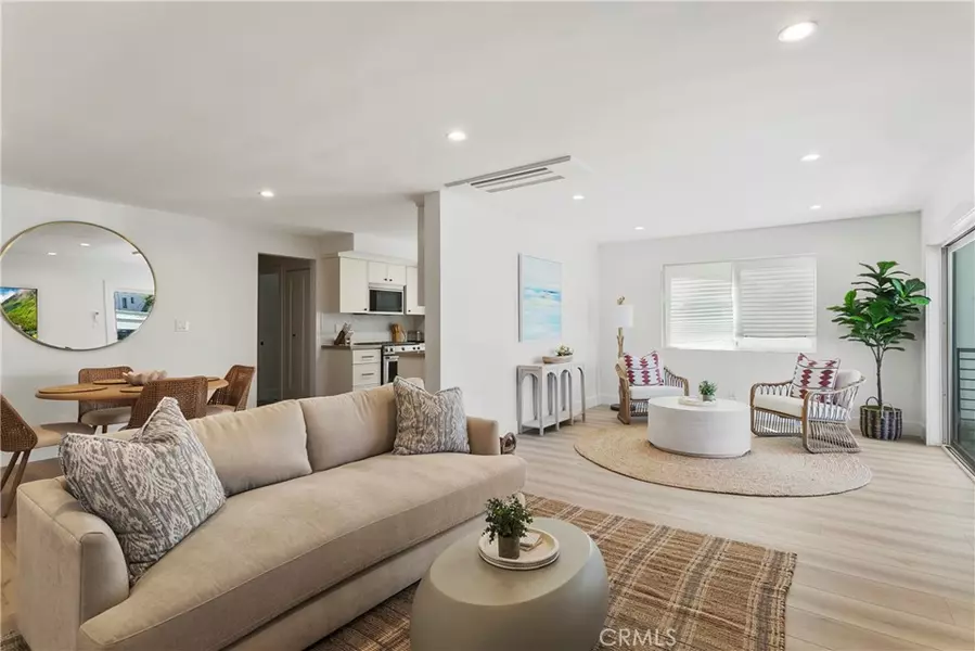 913 W Balboa BLVD #A, Newport Beach, CA 92661