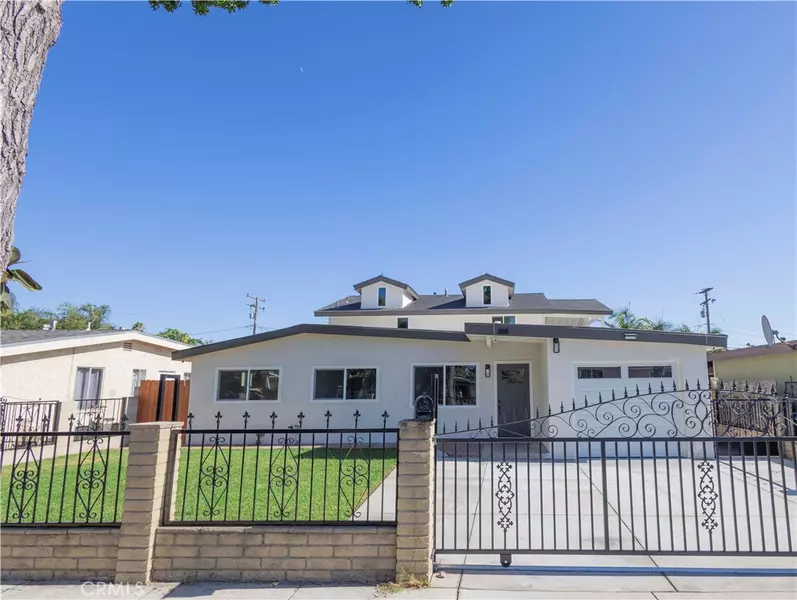 2122 W 10th ST, Santa Ana, CA 92703