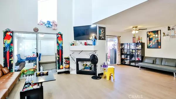 Buena Park, CA 90621,7579 Melrose ST