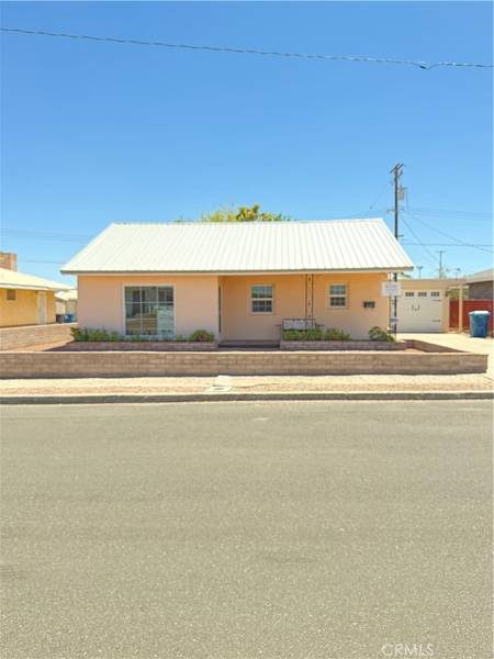 1621 Collins ST, Needles, CA 92363