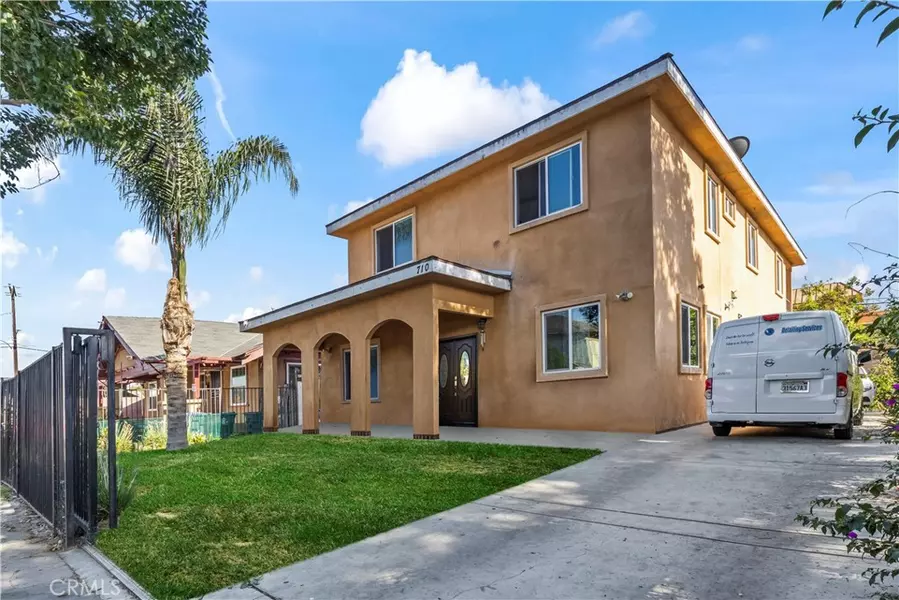 710 E 2nd ST, Santa Ana, CA 92701