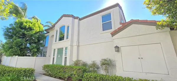 Corona, CA 92879,2110 Almeria ST #106