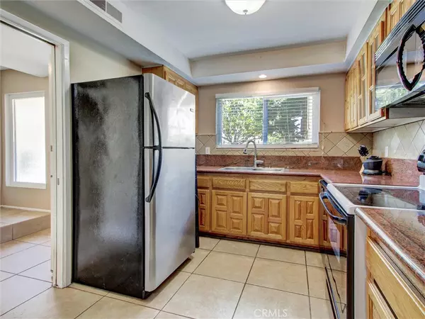 Tustin, CA 92780,1881 Mitchell AVE #63