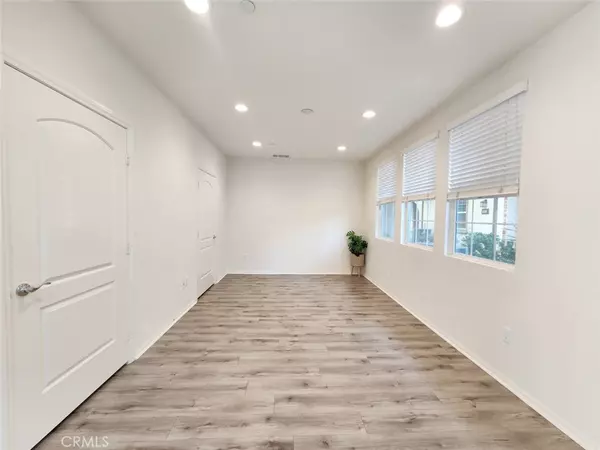 La Habra, CA 90631,1220 W La Habra BLVD #306