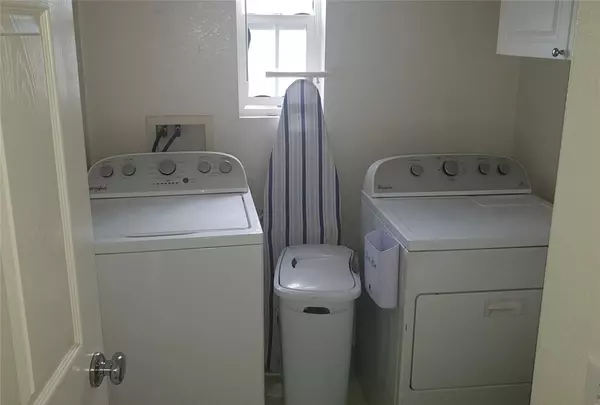 Temecula, CA 92591,42165 calabria