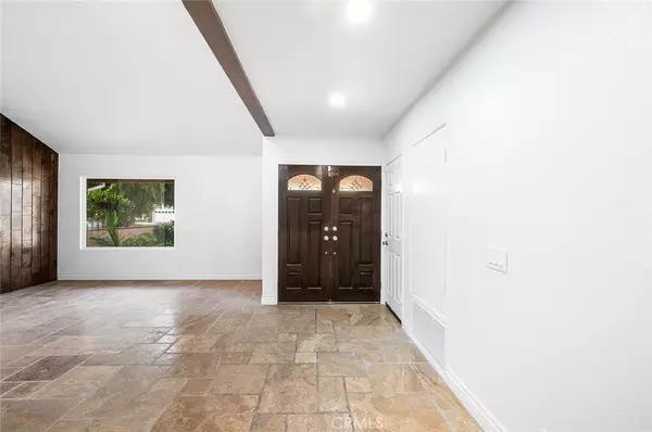 La Palma, CA 90623,5072 Alder LN