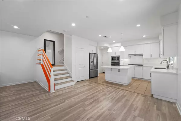 160 Terrapin, Irvine, CA 92618