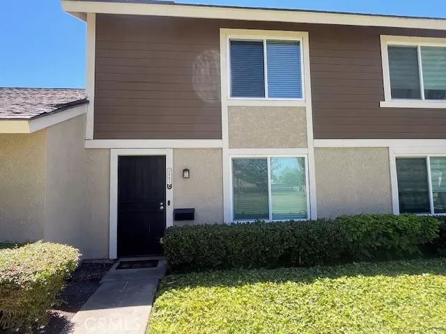 Santa Ana, CA 92707,2951 S Sycamore ST #C