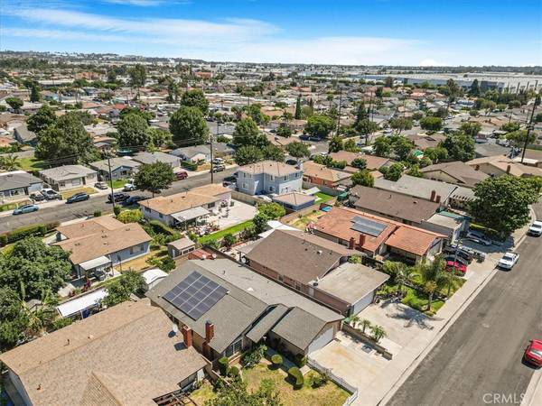 Carson, CA 90745,1511 E Abri ST