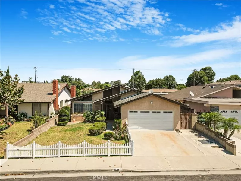 1511 E Abri ST, Carson, CA 90745