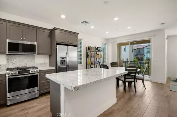 Yorba Linda, CA 92886,18310 Iris LN