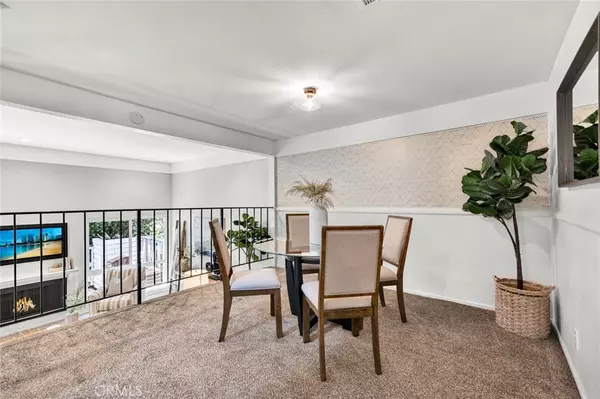 Orange, CA 92868,2100 W Palmyra AVE #67