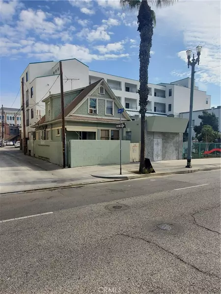 620 Pacific AVE #3, Long Beach, CA 90802