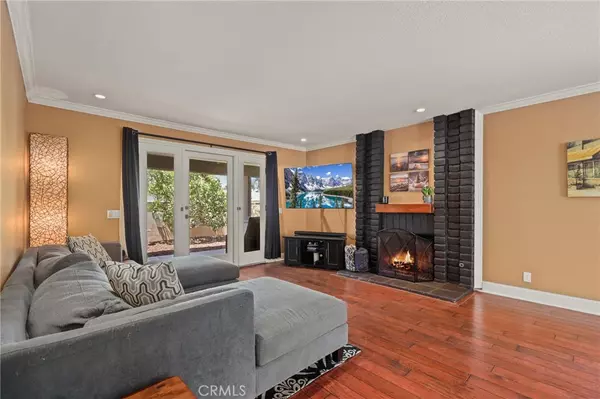 Orange, CA 92869,443 S Earlham ST