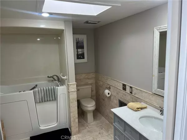 Seal Beach, CA 90740,13120 Del Monte DR #47G