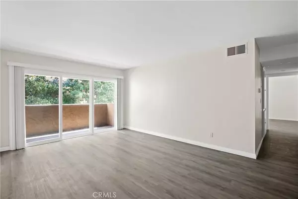 Santa Ana, CA 92707,1001 W Macarthur BLVD #20
