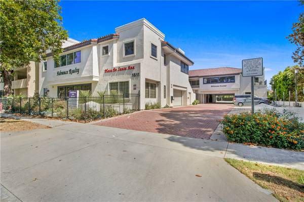 1611 E 4th ST #206, Santa Ana, CA 92701