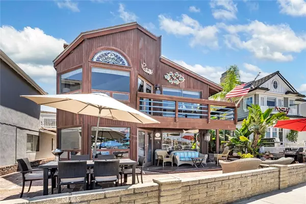 Newport Beach, CA 92662,805 N Bay Front