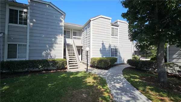 Fullerton, CA 92833,2380 W Orangethorpe AVE #14