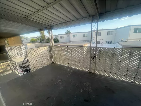Buena Park, CA 90621,8238 Hamilton