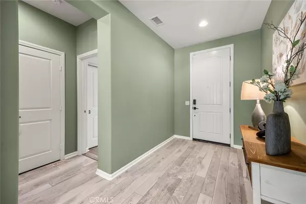 Corona, CA 92883,11362 Hutton Road