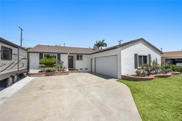 719 W Roberta AVE, Fullerton, CA 92832