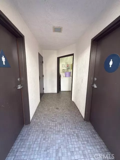 Fountain Valley, CA 92708,17200 Newhope ST #217