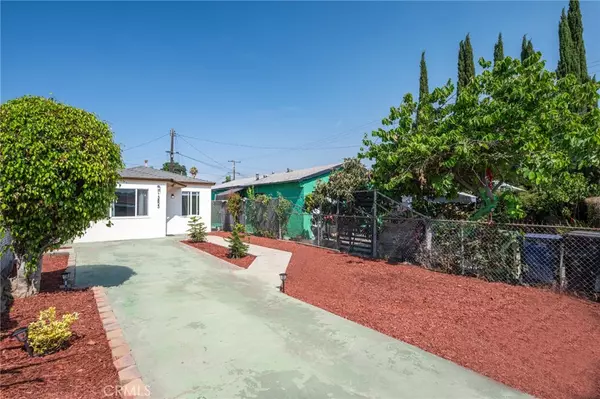 Los Angeles, CA 90059,13825 Stanford AVE