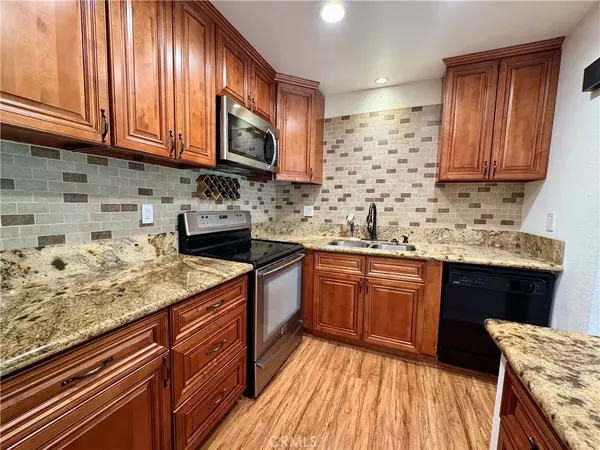 Lake Forest, CA 92630,25712 Le Parc #44