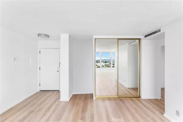 Long Beach, CA 90802,100 Atlantic AVE #1005